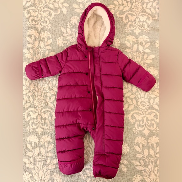 Purple/Pink Hooded Baby Snowsuit Parka Puffer Suit 6-12 Months